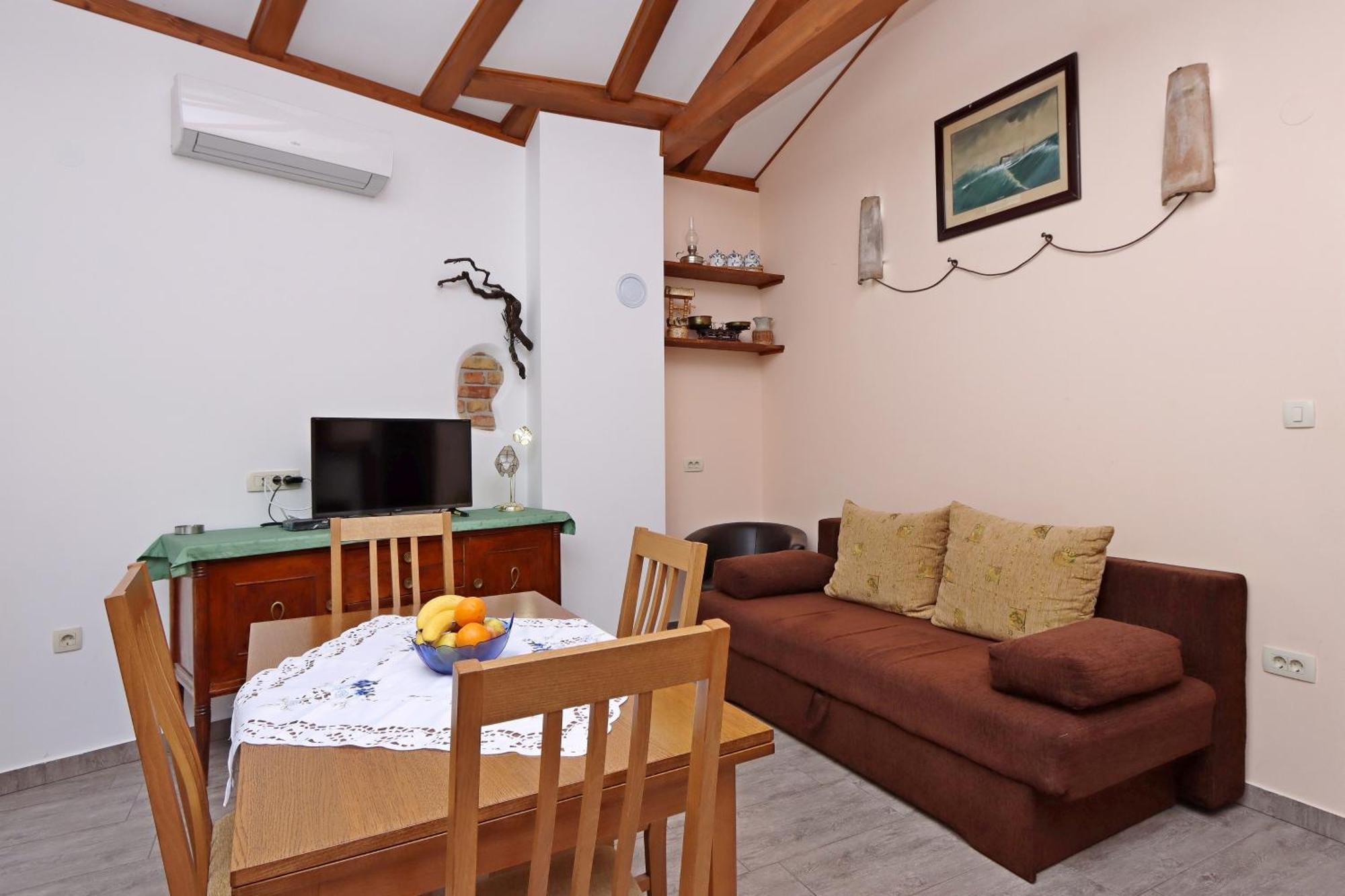 Apartments With A Parking Space Opatija - Pobri, Opatija - 7813 Matulji Exterior foto